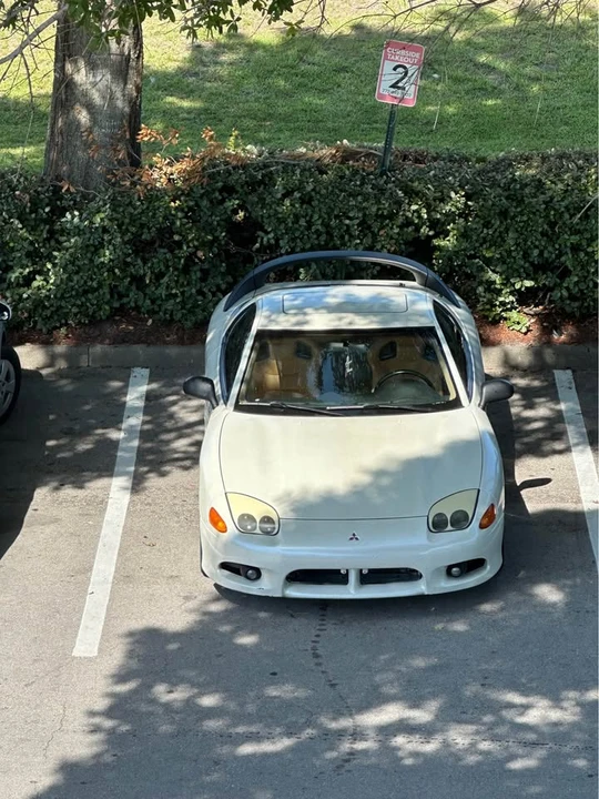 1997 Mitsubishi 3000GT Series 2 - Image 2 of 4