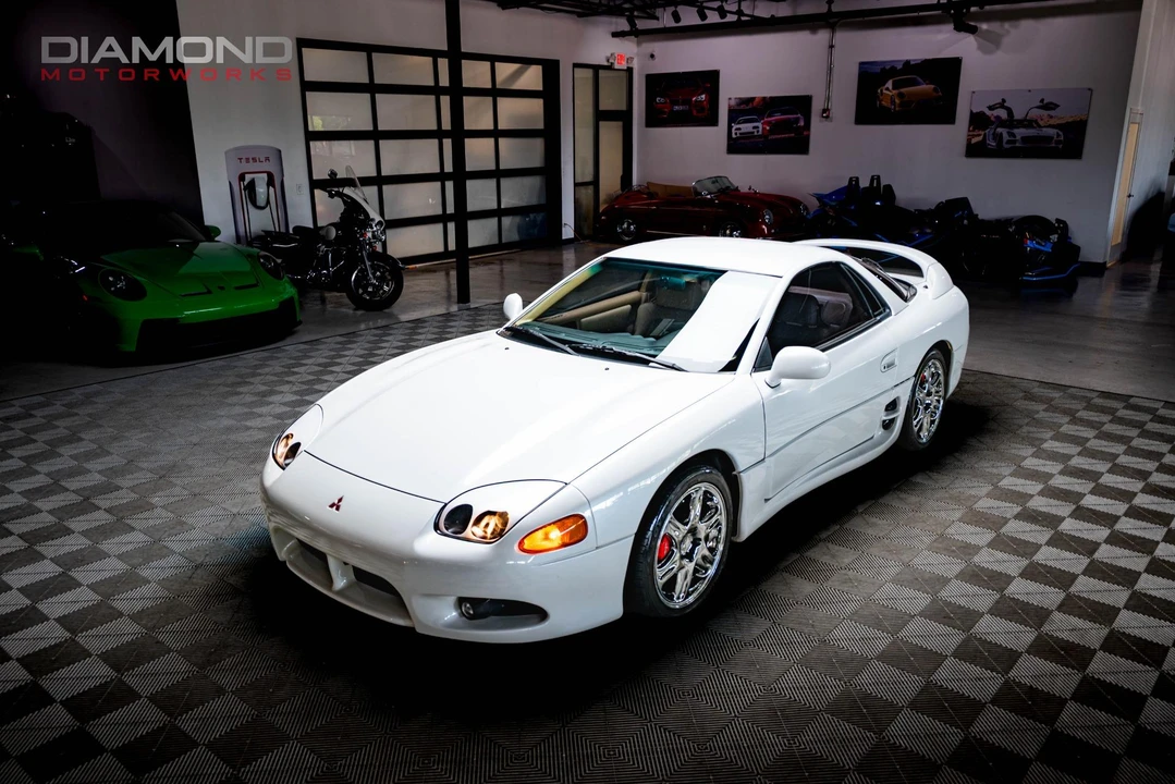 1997 Mitsubishi 3000GT Series 2 - Image 2 of 20