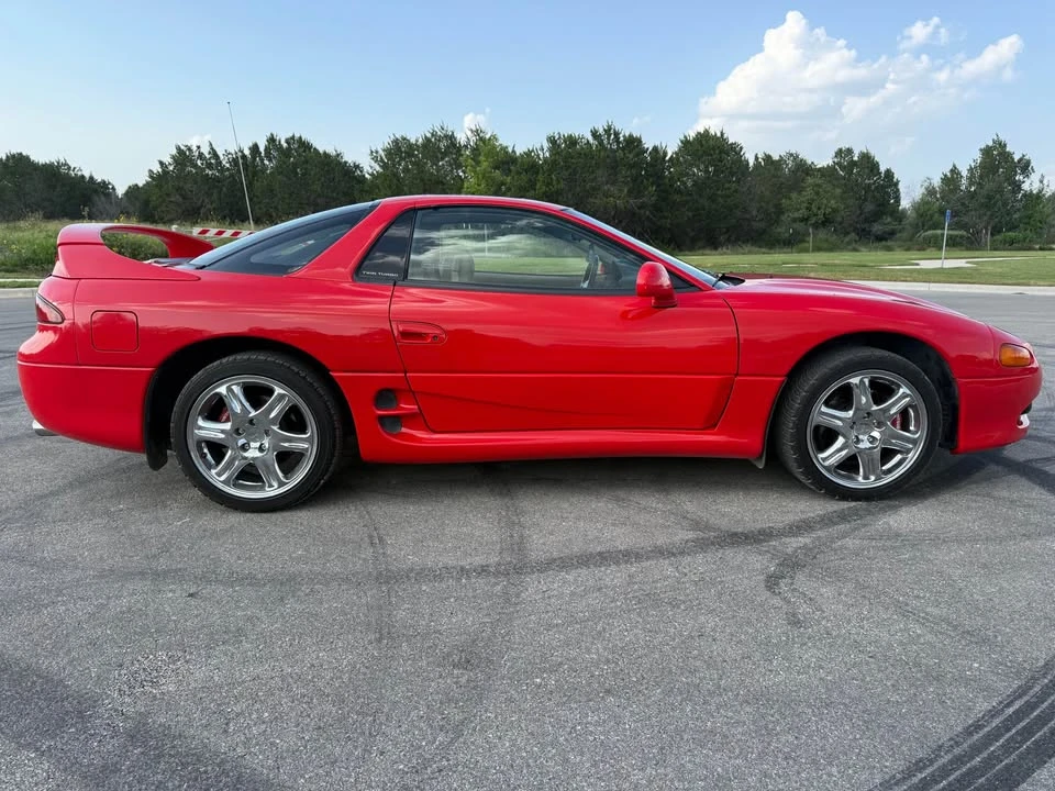 1997 Mitsubishi 3000GT Series 2 - Image 17 of 19