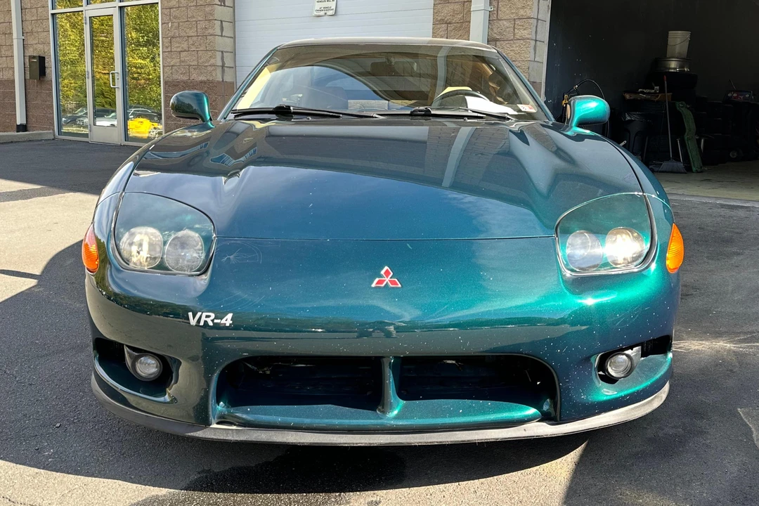 1997 Mitsubishi 3000GT Series 3 - Image 2 of 31