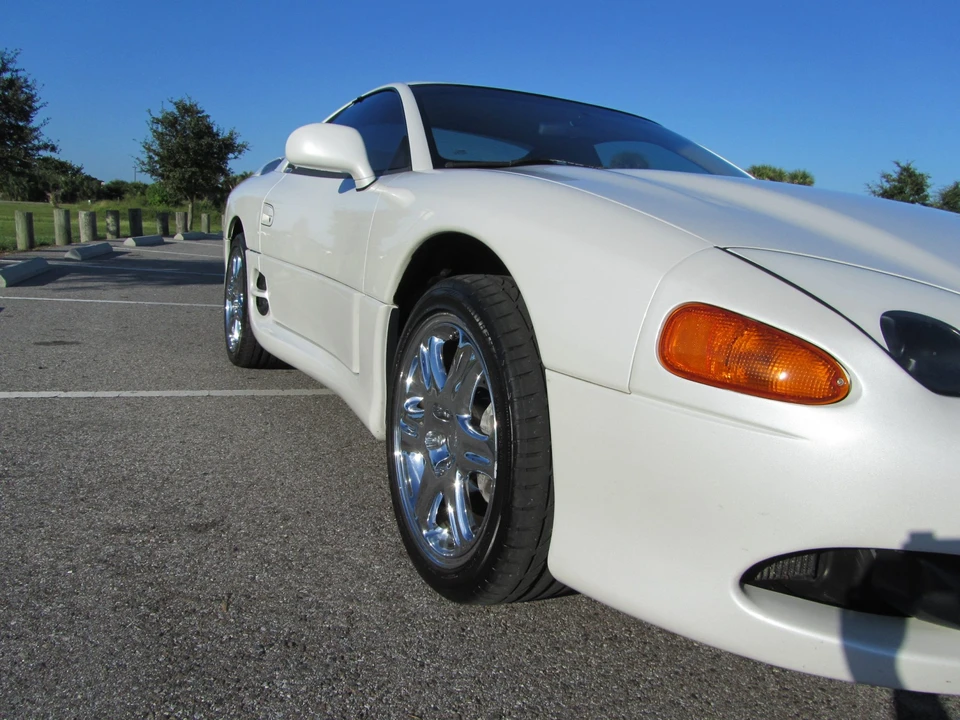 1997 Mitsubishi 3000GT Series 3 - Image 18 of 31