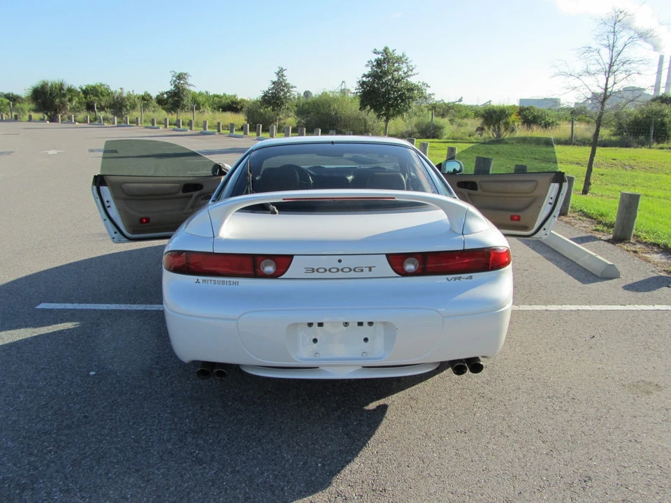 1997 Mitsubishi 3000GT Series 3 - Image 26 of 31
