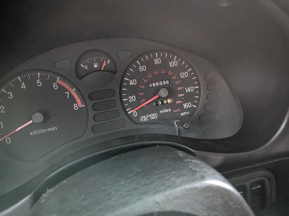 1997 Mitsubishi 3000GT - Image 10 of 17