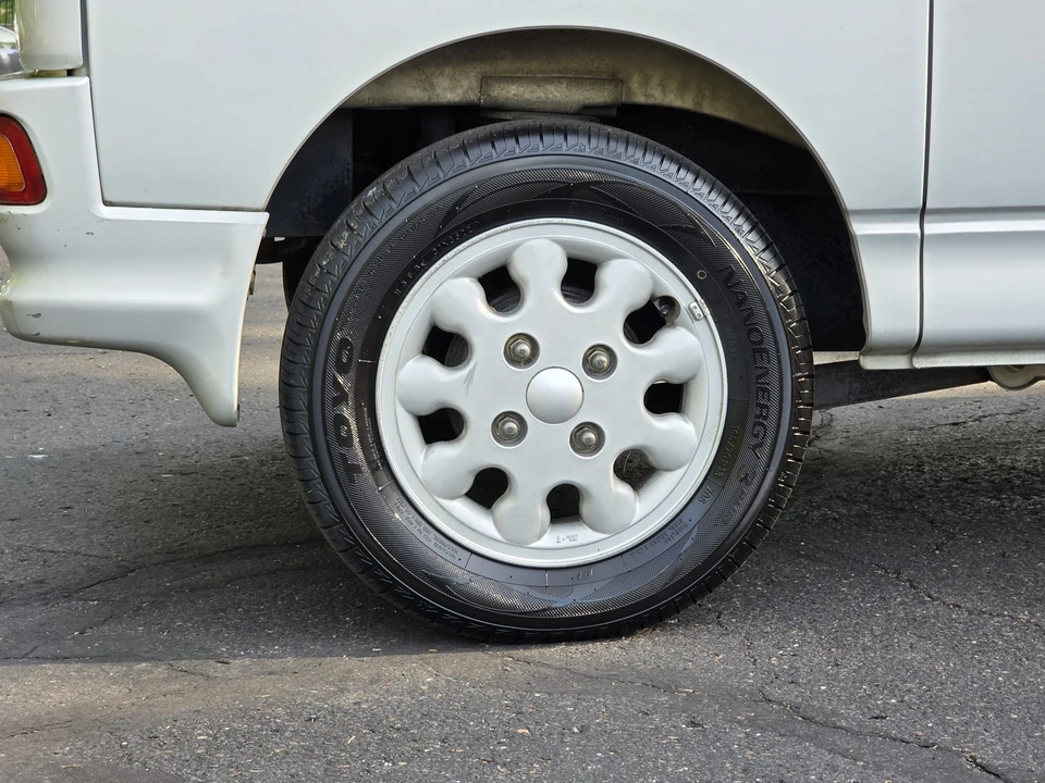 1997 Mitsubishi Chariot 2nd Gen - Image 30 of 31