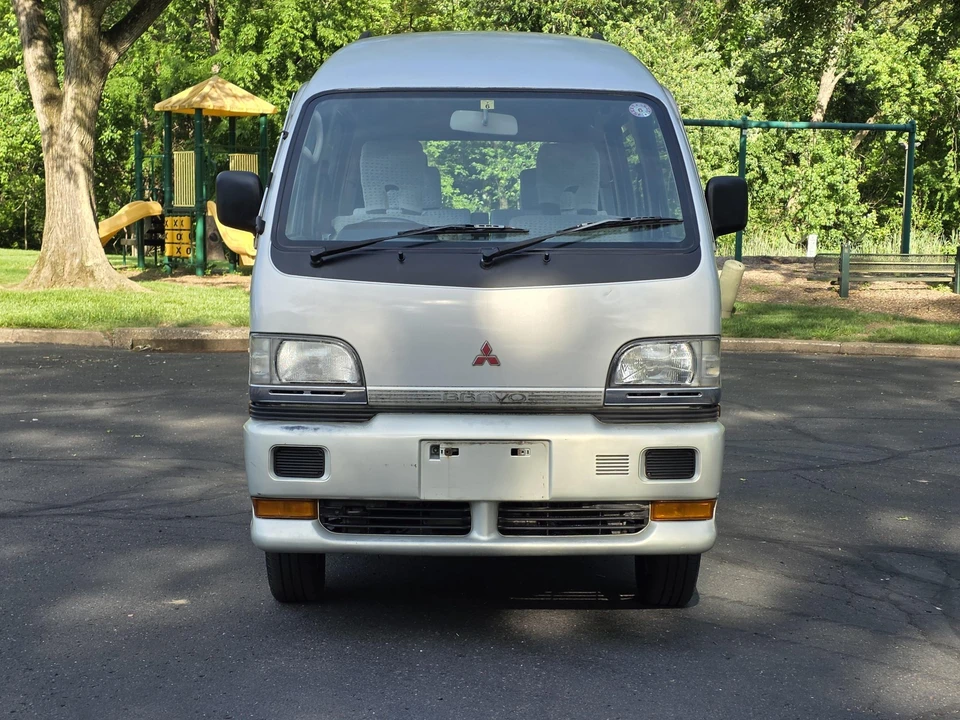 1997 Mitsubishi Chariot 2nd Gen - Image 3 of 31
