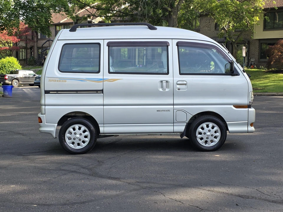 1997 Mitsubishi Chariot 2nd Gen - Image 5 of 31