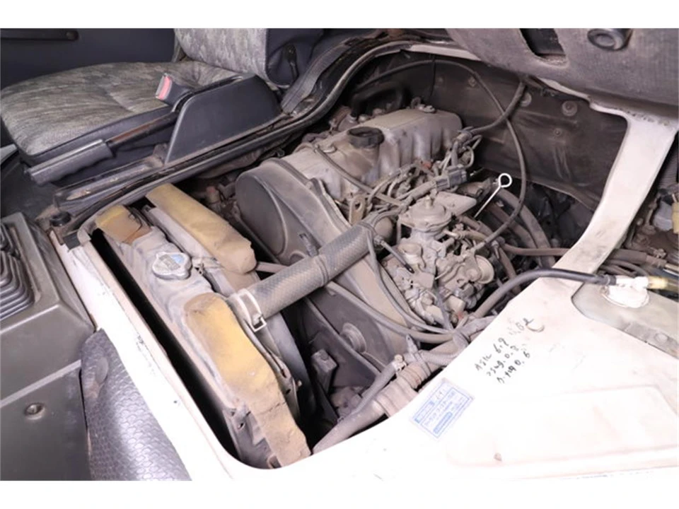 1997 Mitsubishi Delica 4th Gen - Image 20 of 31