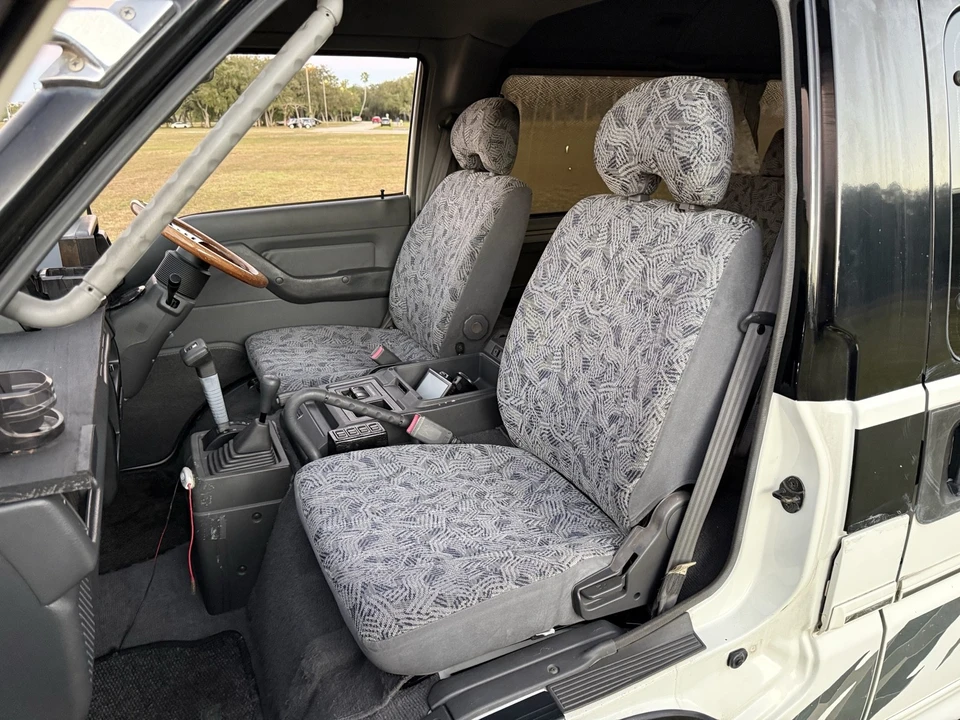 1997 Mitsubishi Delica 4th Gen - Image 18 of 21