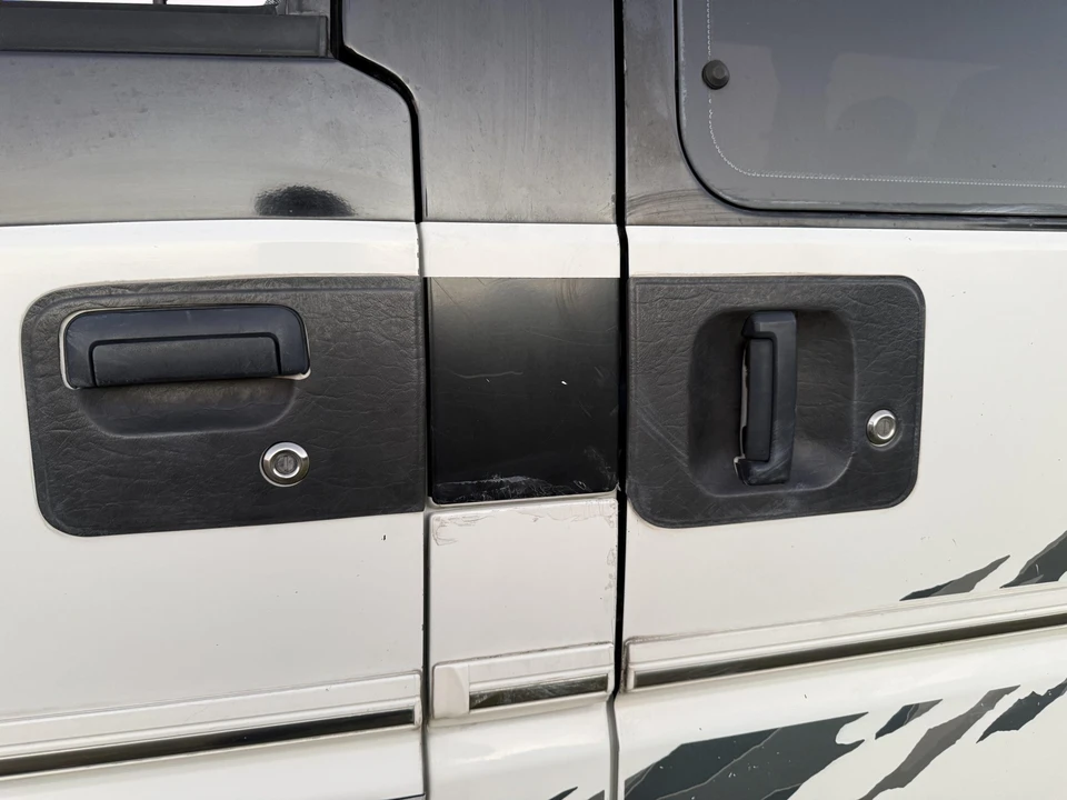 1997 Mitsubishi Delica 3rd Gen - Image 29 of 31