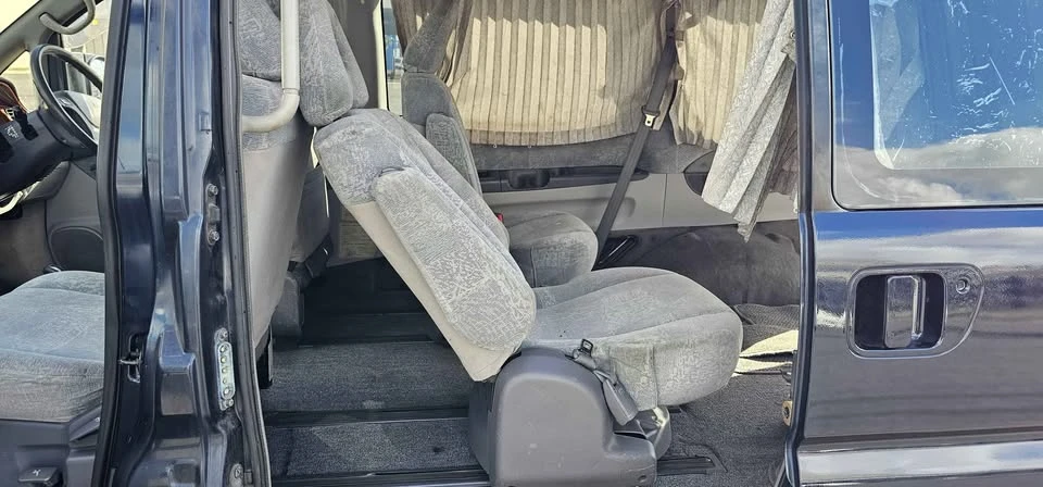 1997 Mitsubishi Delica 4th Gen - Image 12 of 15