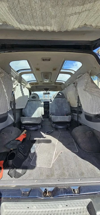 1997 Mitsubishi Delica 4th Gen - Image 10 of 15