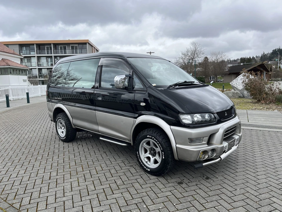 1997 Mitsubishi Delica 4th Gen - Image 12 of 31