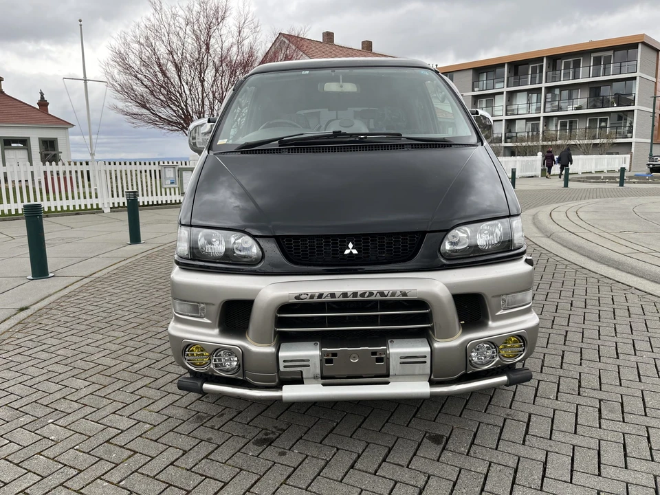 1997 Mitsubishi Delica 4th Gen - Image 14 of 31
