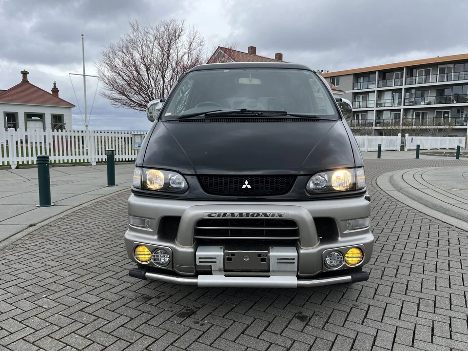 1997 Mitsubishi Delica 4th Gen - Image 17 of 31