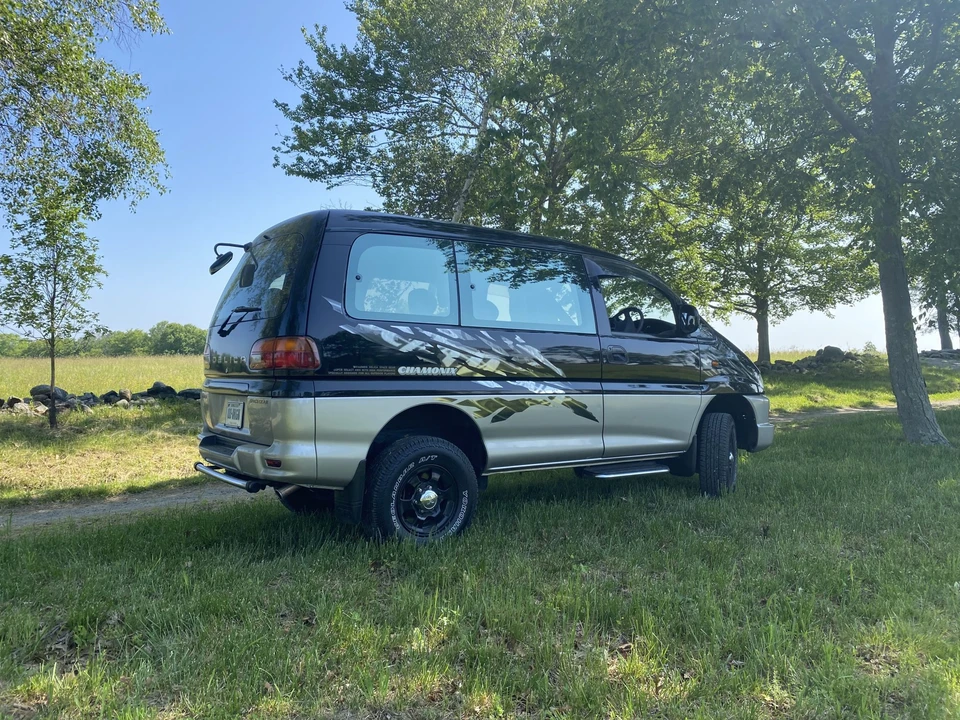 1997 Mitsubishi Delica 4th Gen - Image 8 of 31