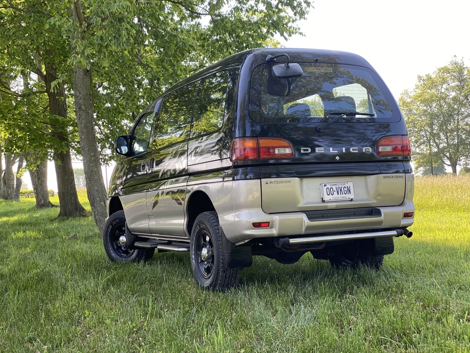 1997 Mitsubishi Delica 4th Gen - Image 5 of 31