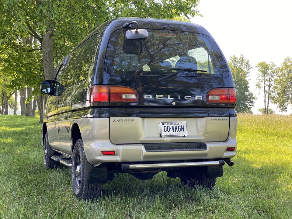 1997 Mitsubishi Delica 4th Gen - Image 7 of 31
