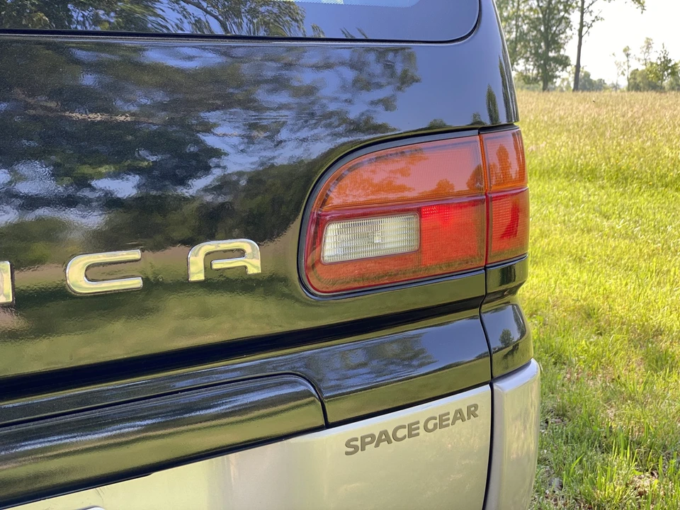 1997 Mitsubishi Delica 4th Gen - Image 29 of 31