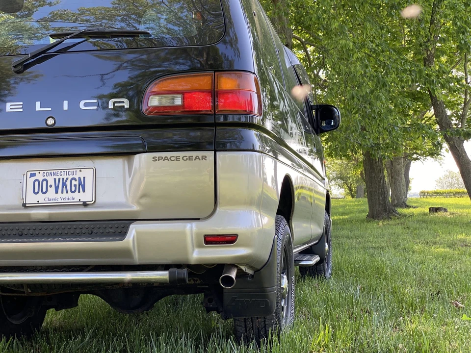 1997 Mitsubishi Delica 3rd Gen - Image 16 of 31