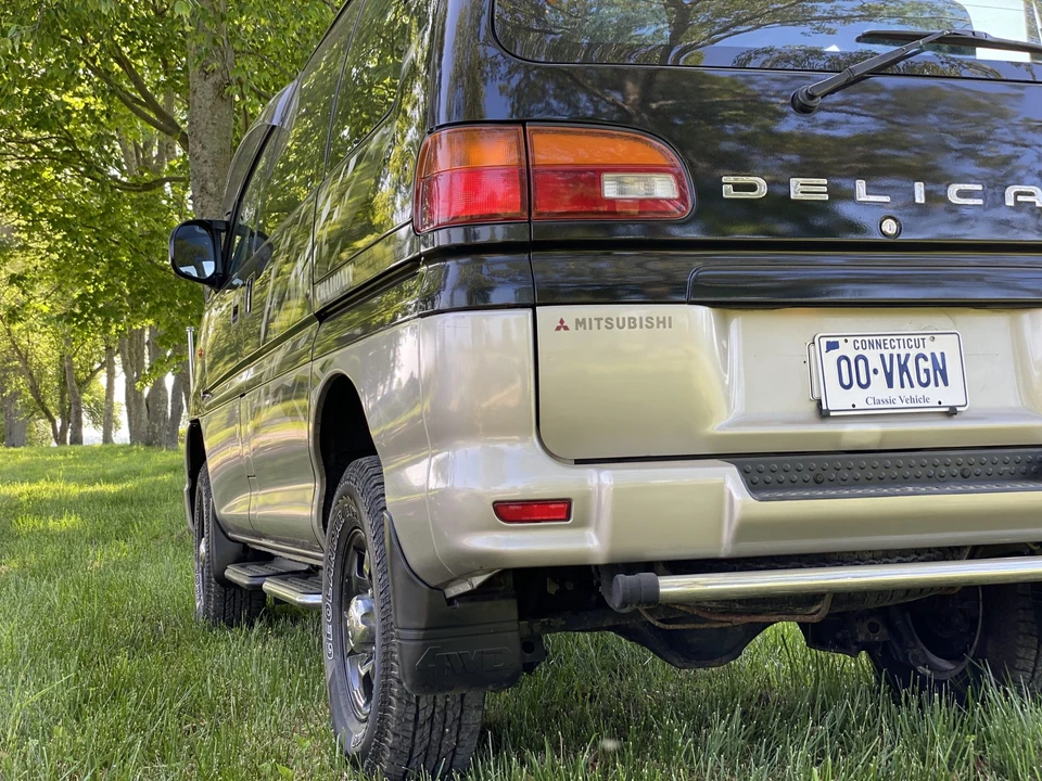 1997 Mitsubishi Delica 4th Gen - Image 14 of 31