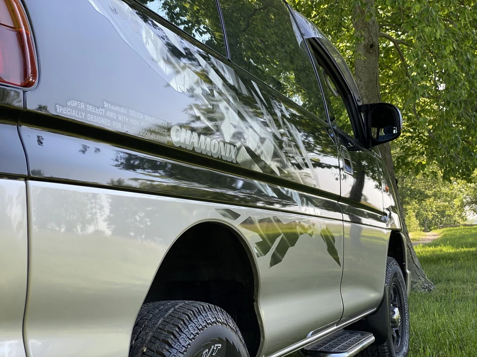 1997 Mitsubishi Delica 4th Gen - Image 17 of 31