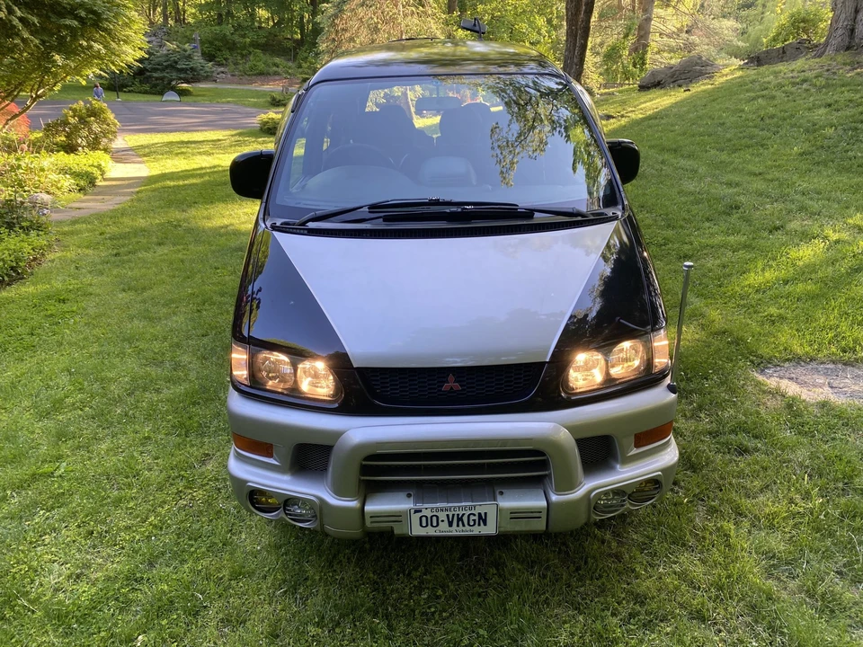 1997 Mitsubishi Delica 4th Gen - Image 9 of 31