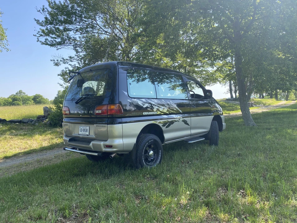 1997 Mitsubishi Delica 4th Gen - Image 22 of 31