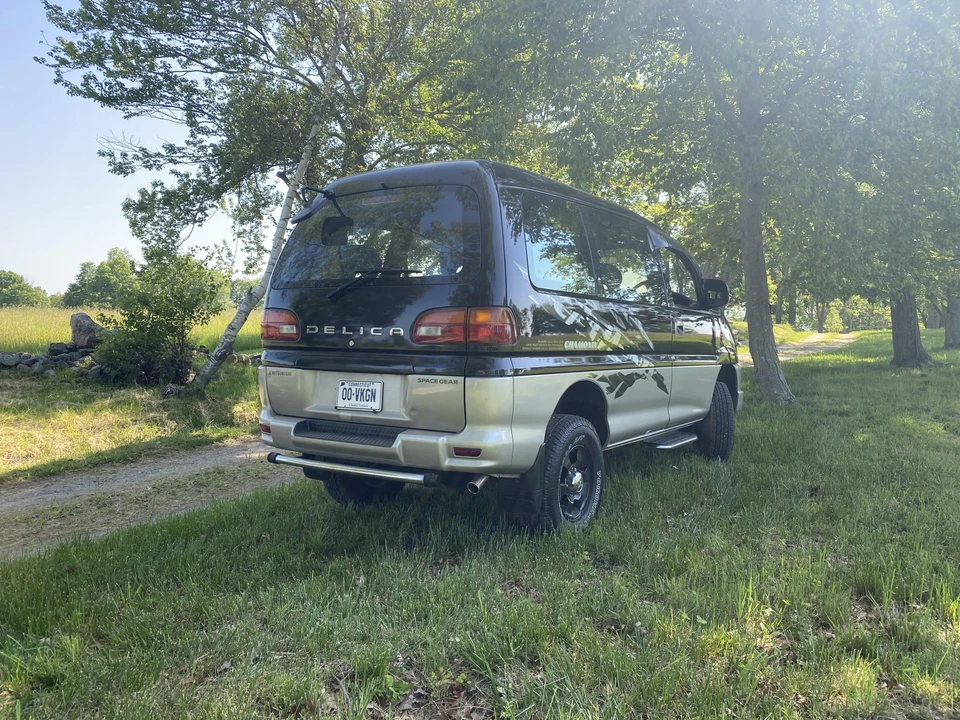 1997 Mitsubishi Delica 4th Gen - Image 21 of 31