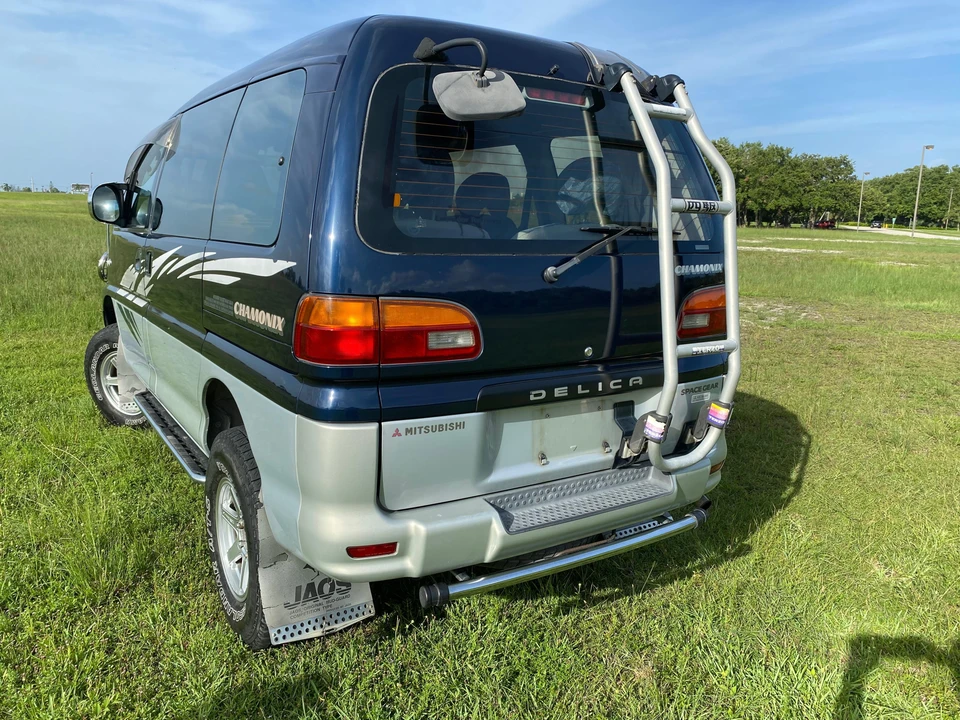 1997 Mitsubishi Delica 4th Gen - Image 27 of 31