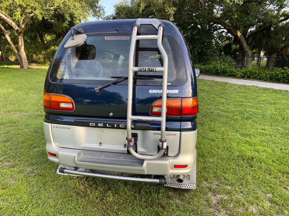 1997 Mitsubishi Delica 4th Gen - Image 30 of 31