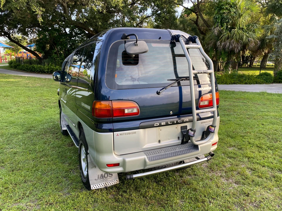 1997 Mitsubishi Delica 4th Gen - Image 29 of 31