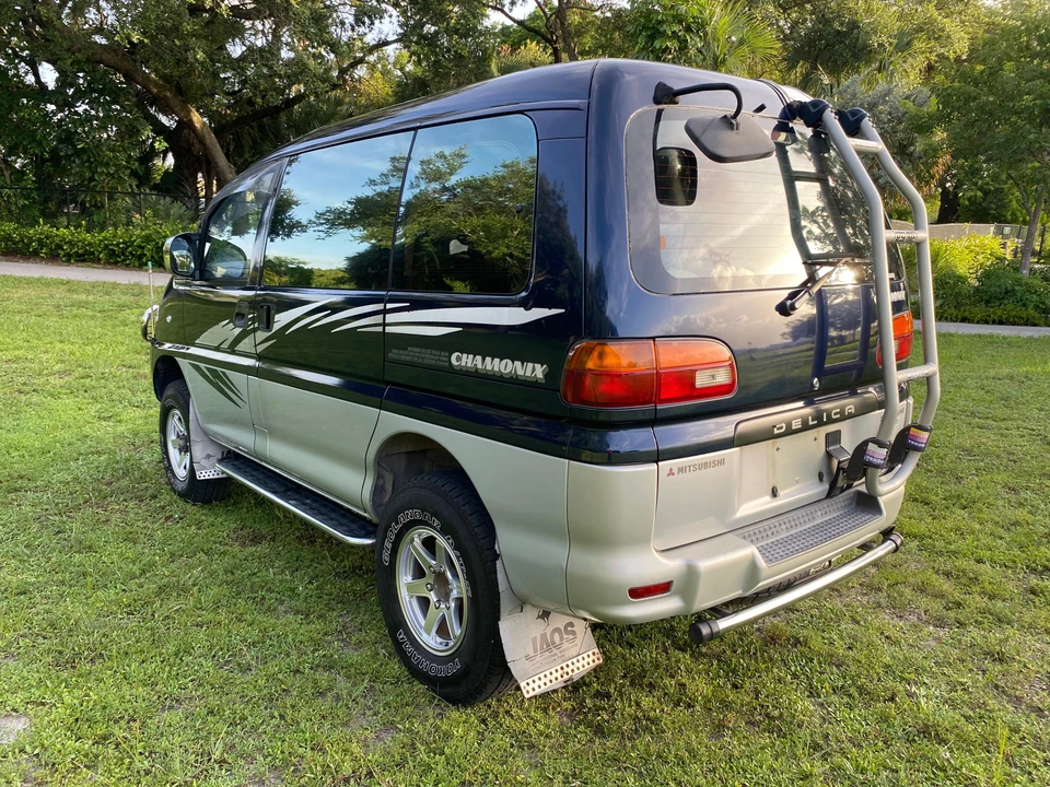 1997 Mitsubishi Delica 4th Gen - Image 26 of 31