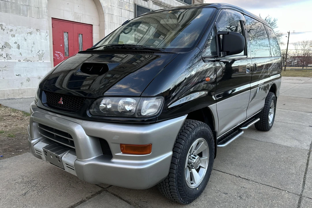 1997 Mitsubishi Delica 3rd Gen - Image 3 of 31
