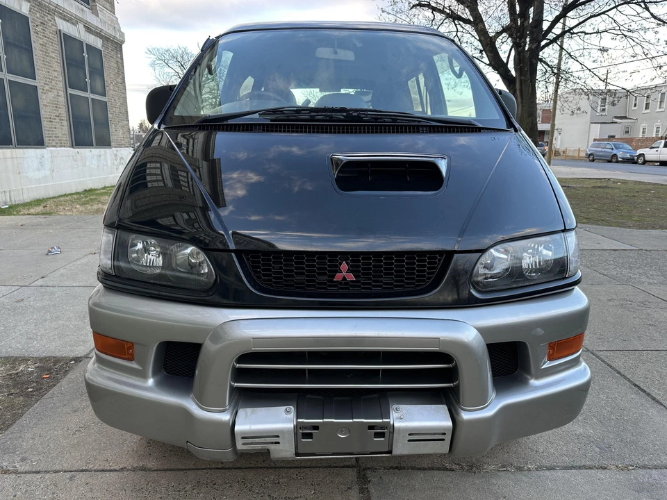 1997 Mitsubishi Delica 3rd Gen - Image 6 of 31