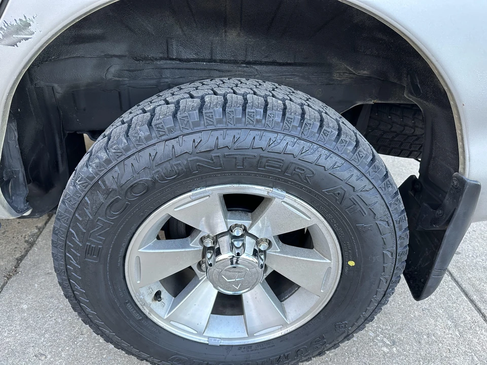 1997 Mitsubishi Delica 3rd Gen - Image 18 of 31