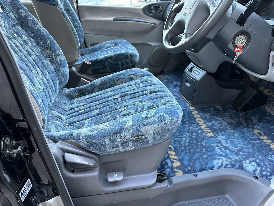1997 Mitsubishi Delica 3rd Gen - Image 25 of 31
