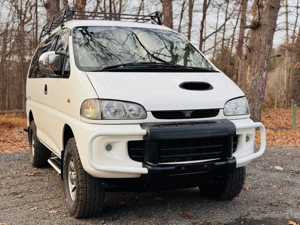1997 Mitsubishi Delica 4th Gen - Image 10 of 31