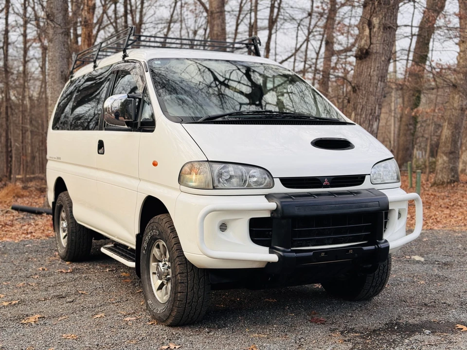 1997 Mitsubishi Delica 4th Gen - Image 9 of 31