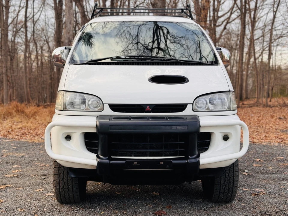 1997 Mitsubishi Delica 4th Gen - Image 12 of 31