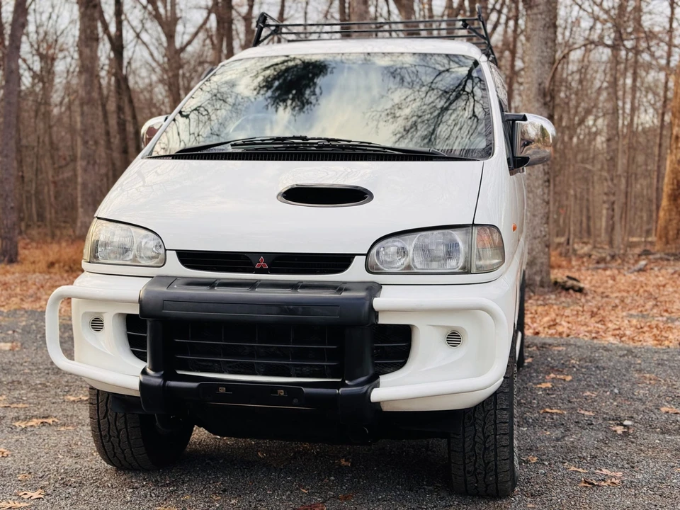 1997 Mitsubishi Delica 4th Gen - Image 14 of 31