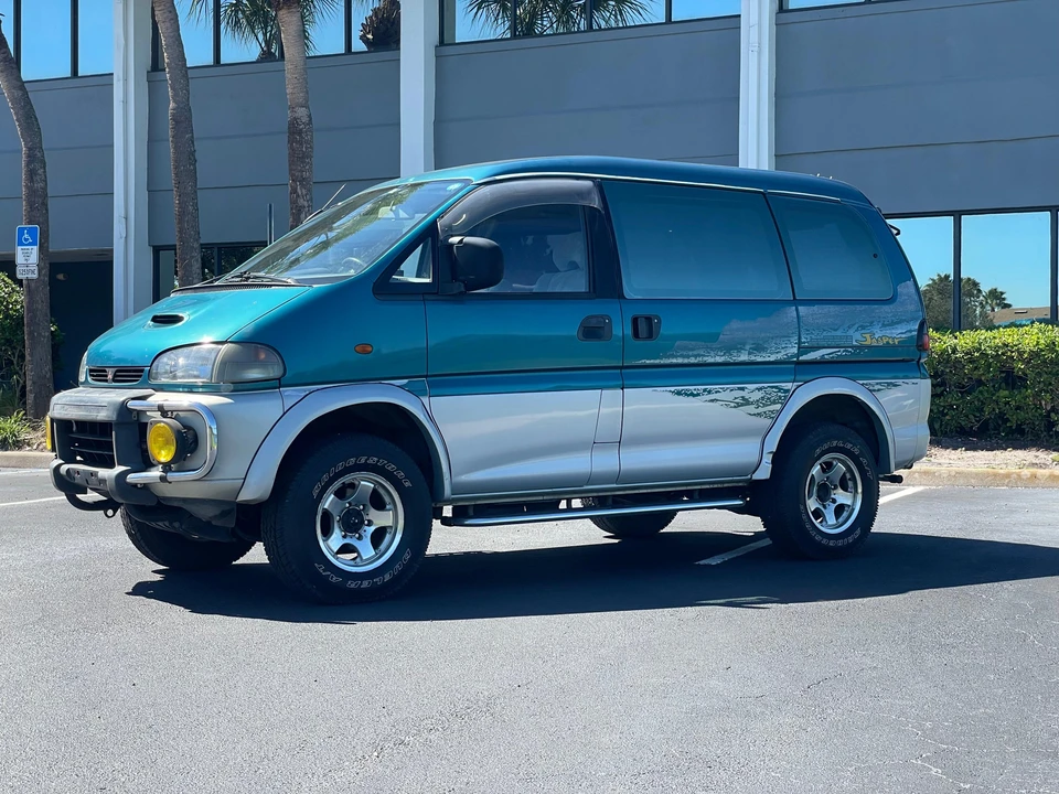 1997 Mitsubishi Delica 4th Gen - Image 15 of 31