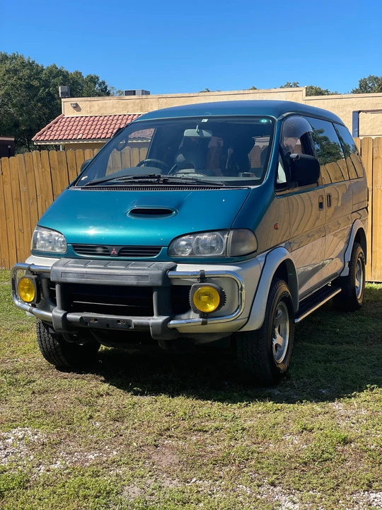 1997 Mitsubishi Delica 4th Gen - Image 9 of 31