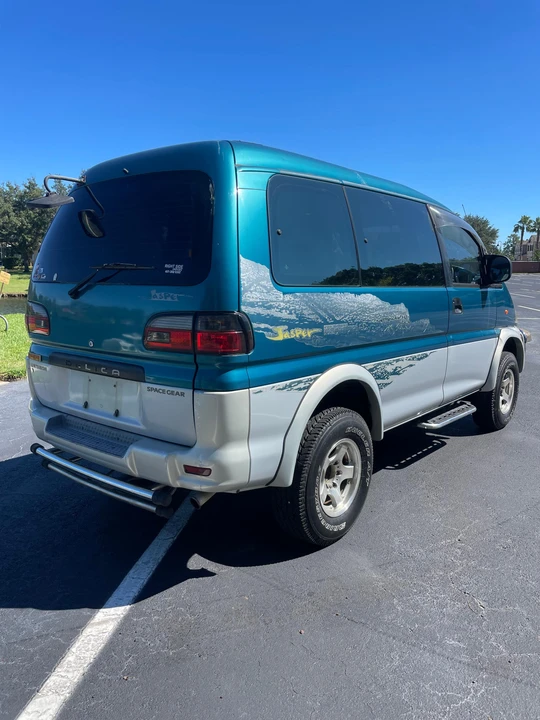 1997 Mitsubishi Delica 4th Gen - Image 21 of 31