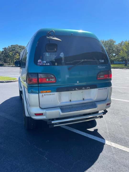 1997 Mitsubishi Delica 4th Gen - Image 18 of 31