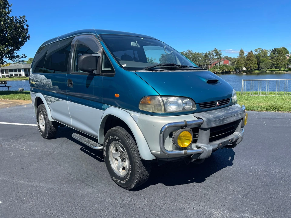 1997 Mitsubishi Delica 4th Gen - Image 27 of 31