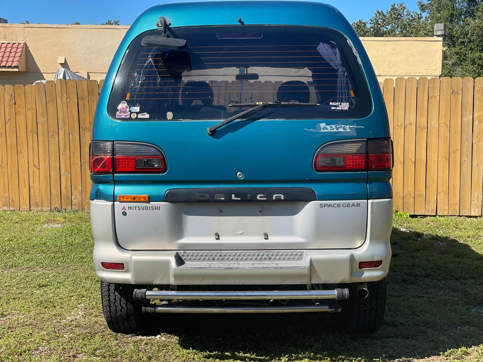 1997 Mitsubishi Delica 4th Gen - Image 20 of 31