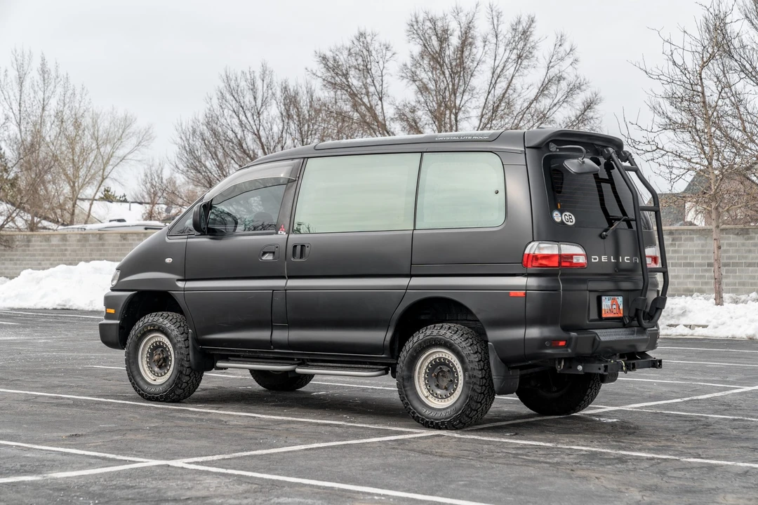 1997 Mitsubishi Delica 4th Gen - Image 5 of 31
