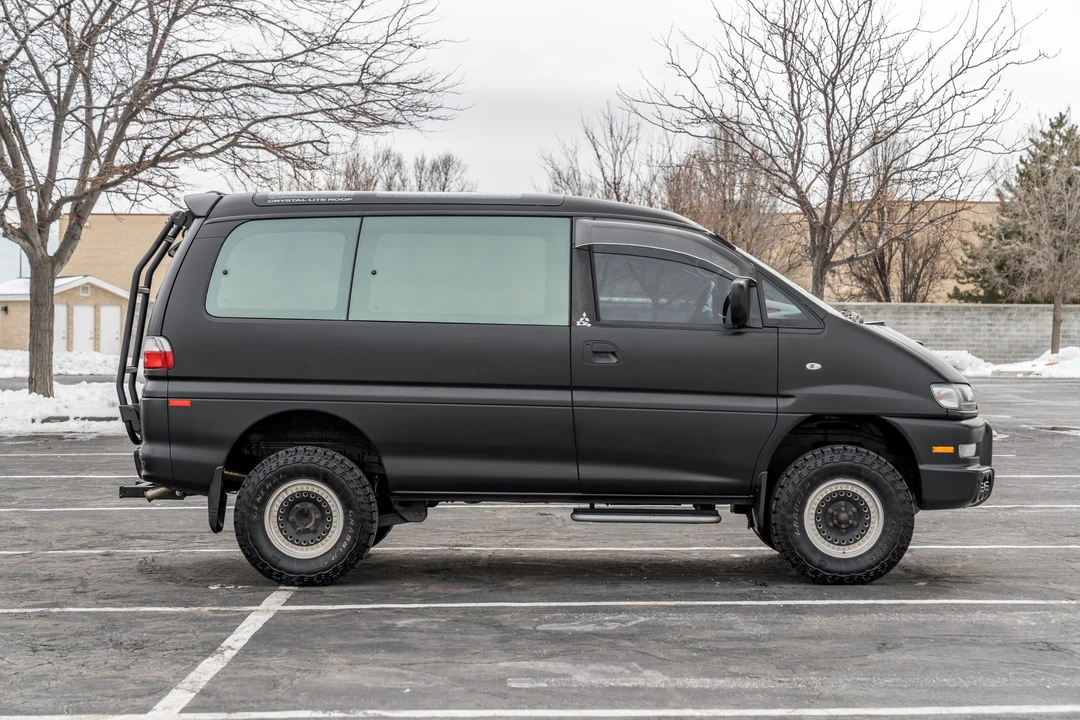 1997 Mitsubishi Delica 4th Gen - Image 10 of 31