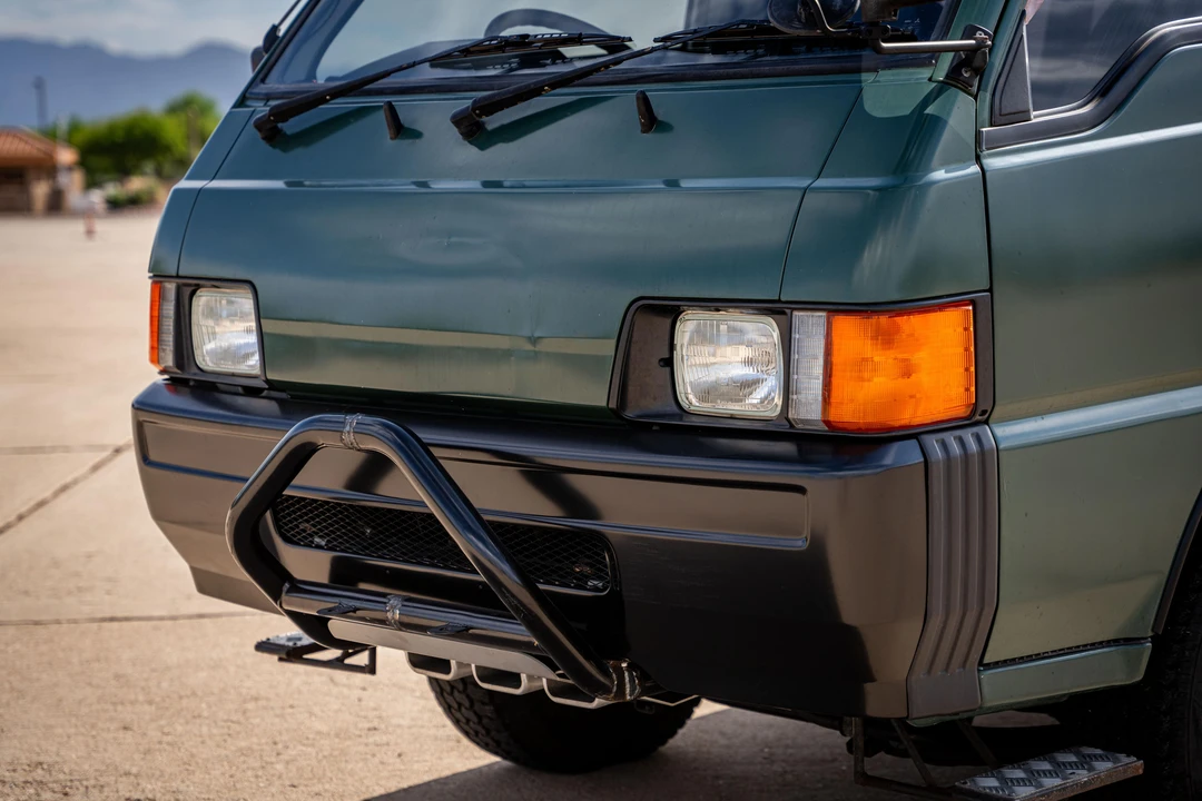 1997 Mitsubishi Delica 4th Gen - Image 14 of 31