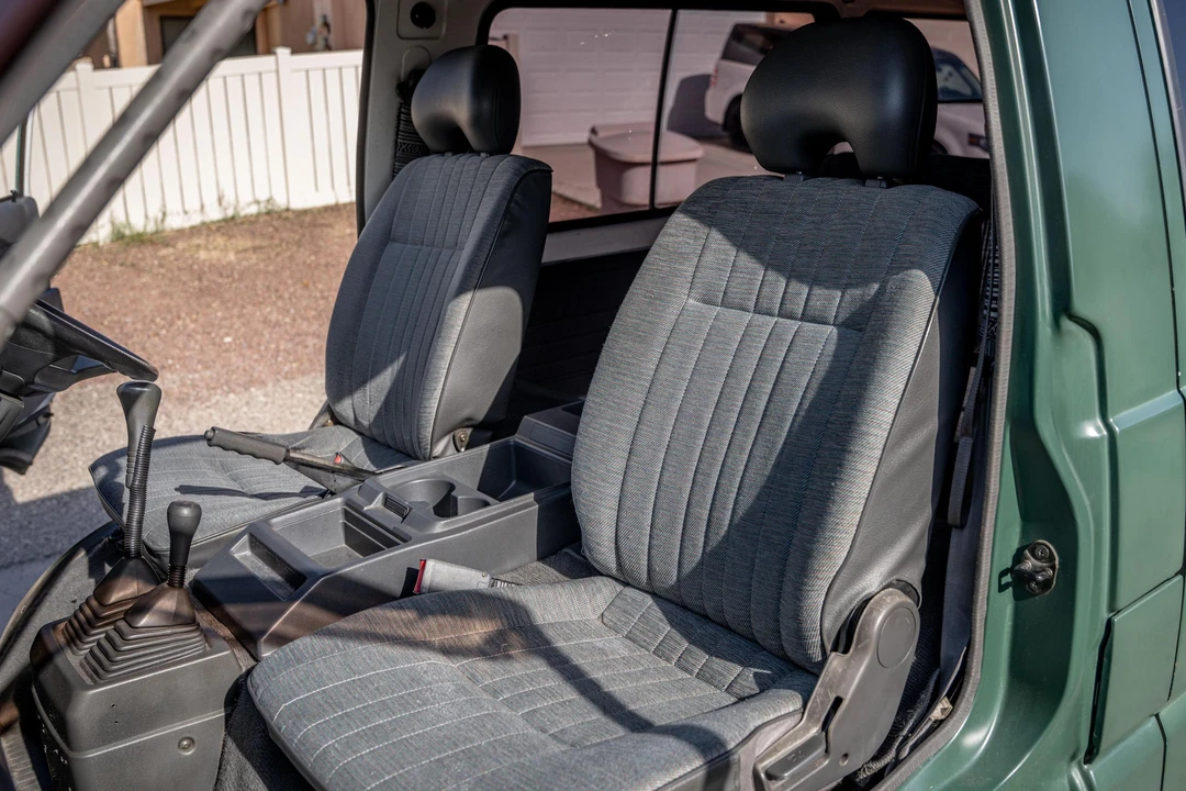 1997 Mitsubishi Delica 4th Gen - Image 26 of 31